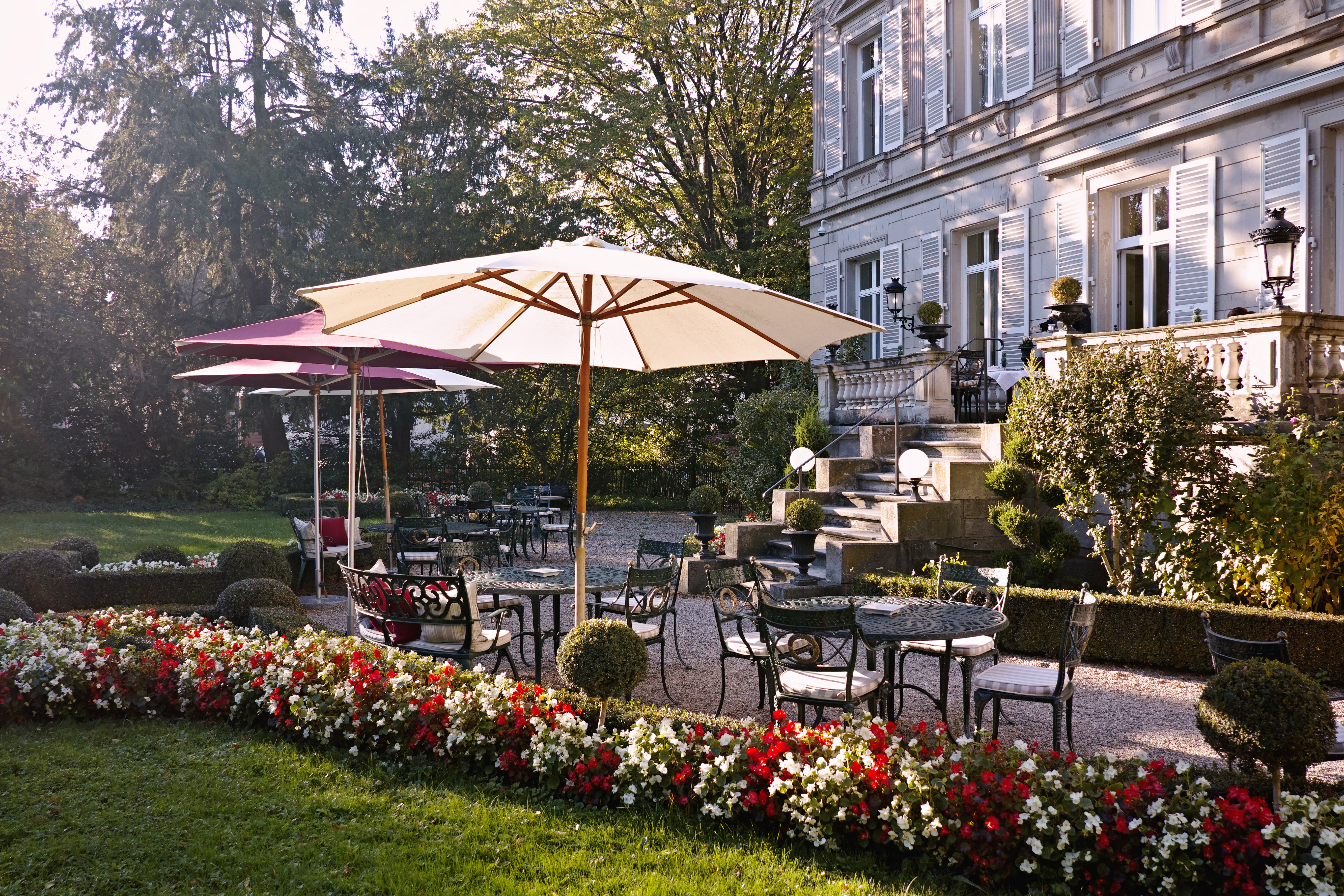 Garten des Hotels Belle Epoque in Baden-Baden auf kleinefeinehotels.com